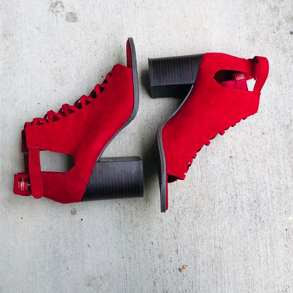 🔸 NWOT F21 Shoes